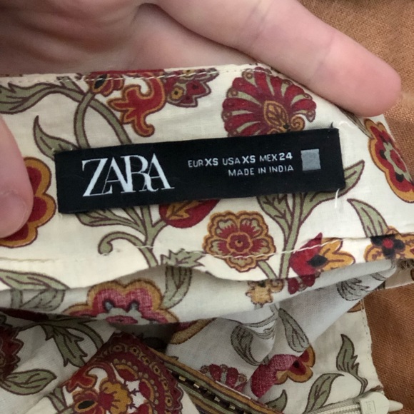 ZARA miniskirt size XS - Picture 2 of 3